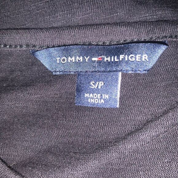 Tommy Hilfiger black t-shirt size S - Picture 4 of 4
